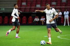 受伤缺席 受伤缺席